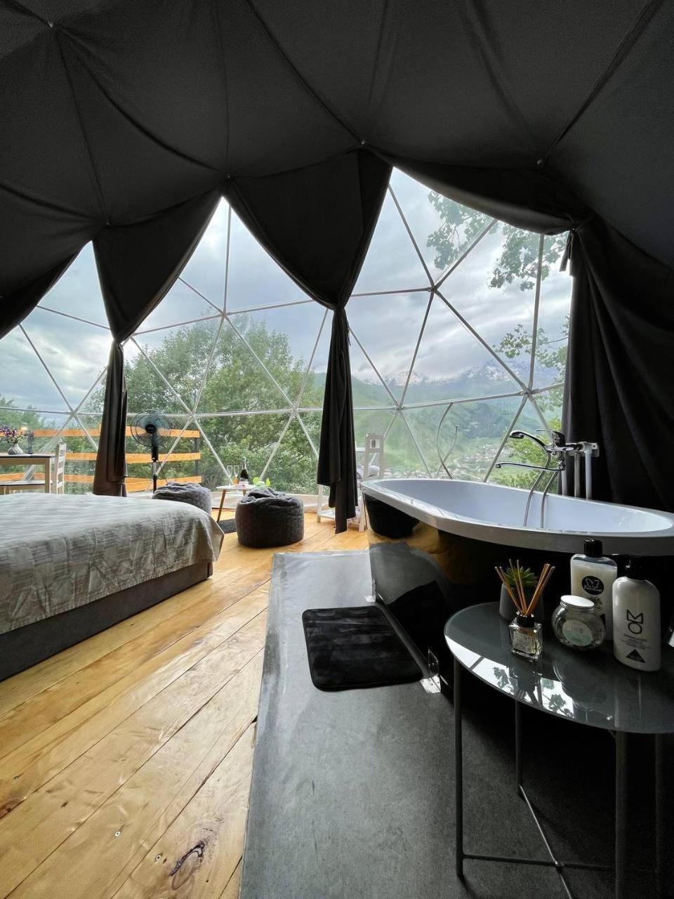 Elia Glamping Hotel Kazbegi Kültér fotó
